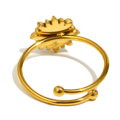 Solara's Sun Ring In Green