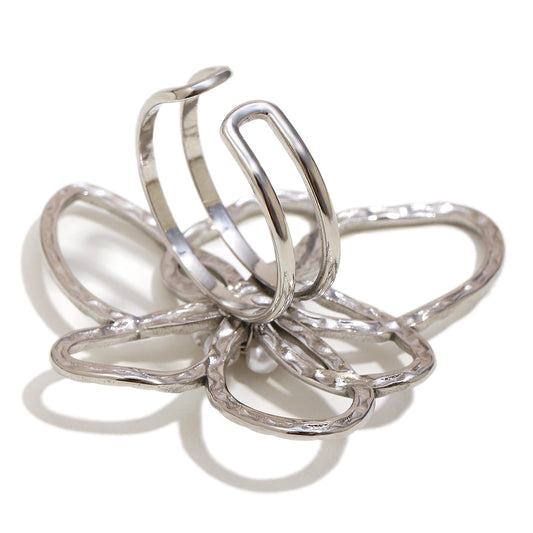 Isaline's Flower Ring In Silver