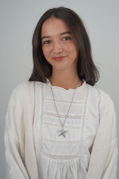 Pia's starfish necklace in silver