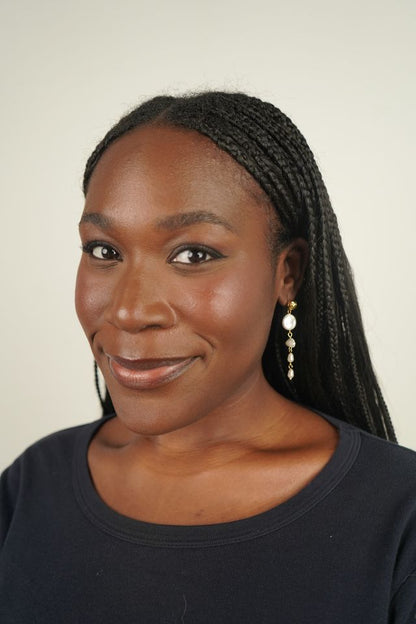 Daisy's Pearl Drop Earrings