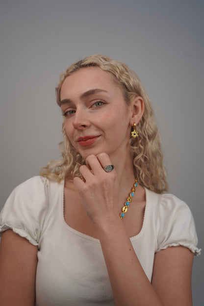 Jemma’s twirl ring in silver