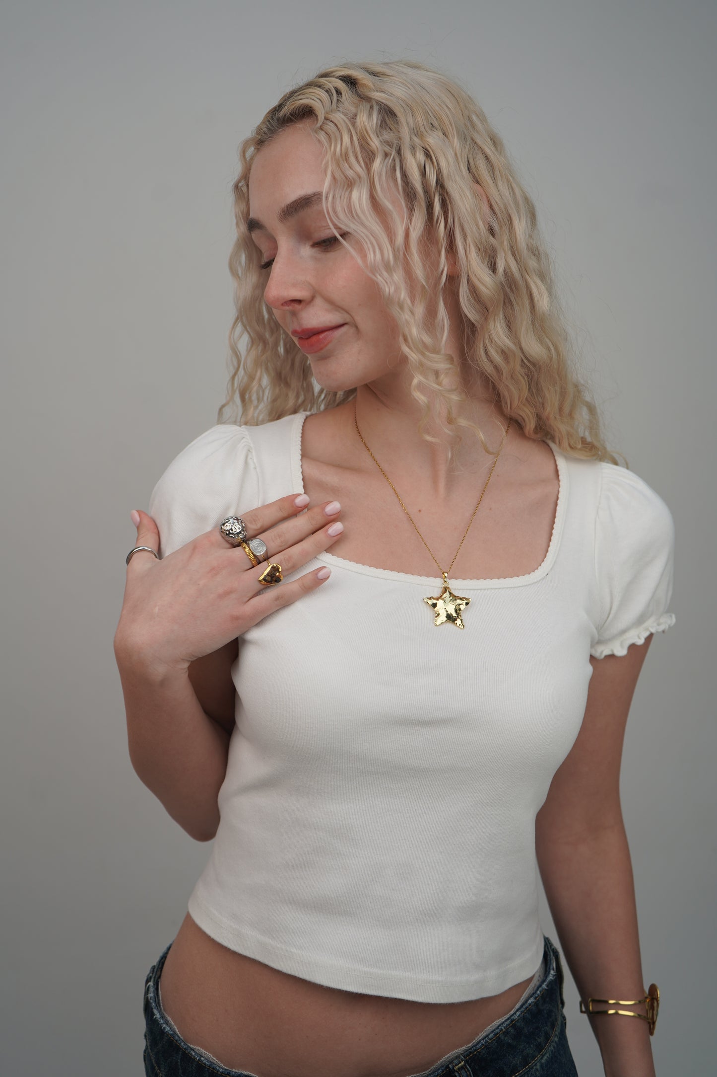 Zamiya’s star necklace