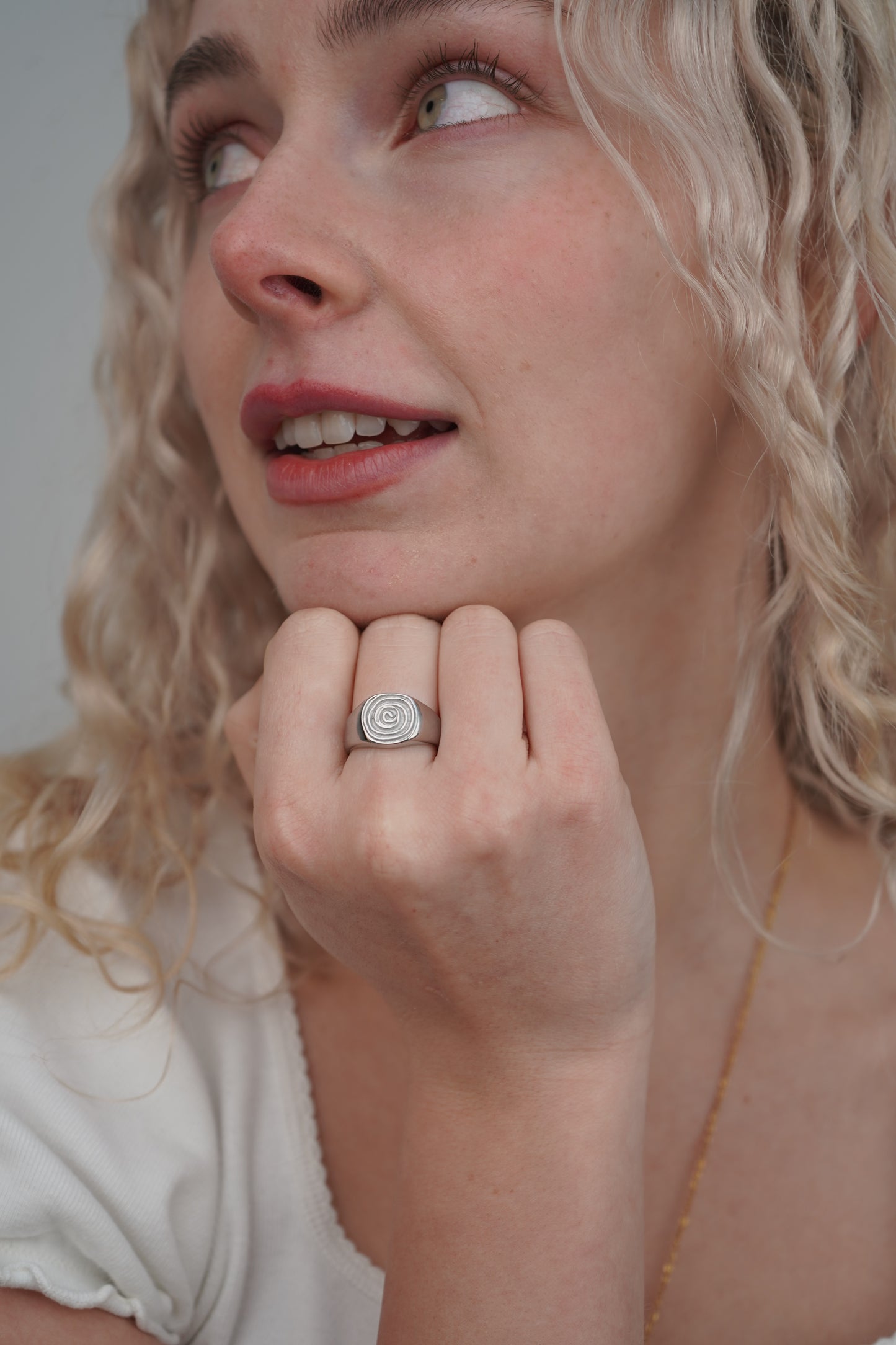 Jemma’s twirl ring in silver