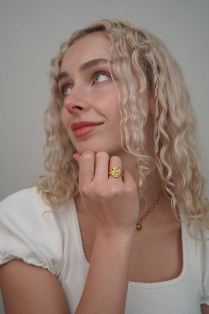 Lucia's Celestial Ring