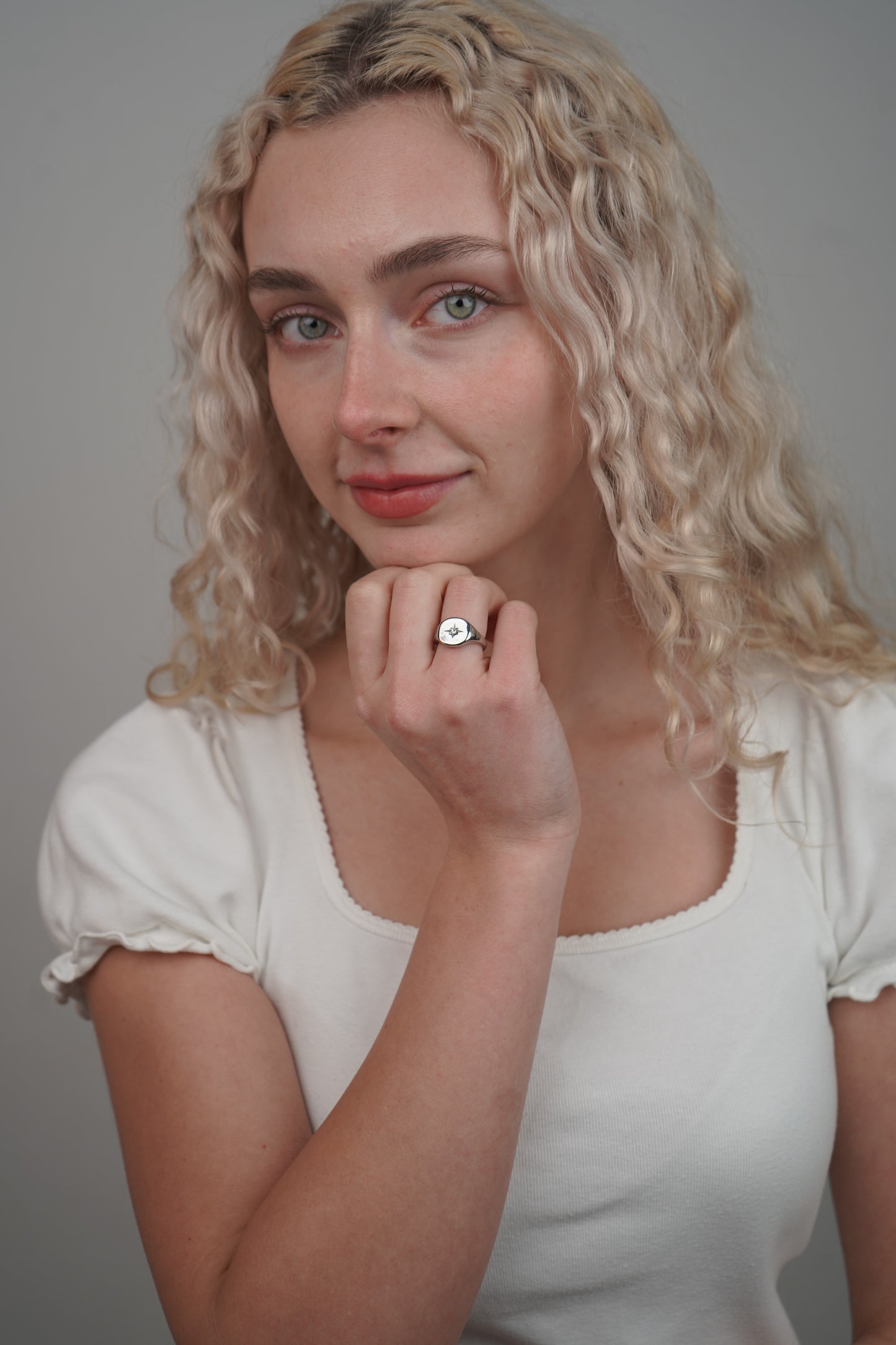 Hailey’s star ring in silver