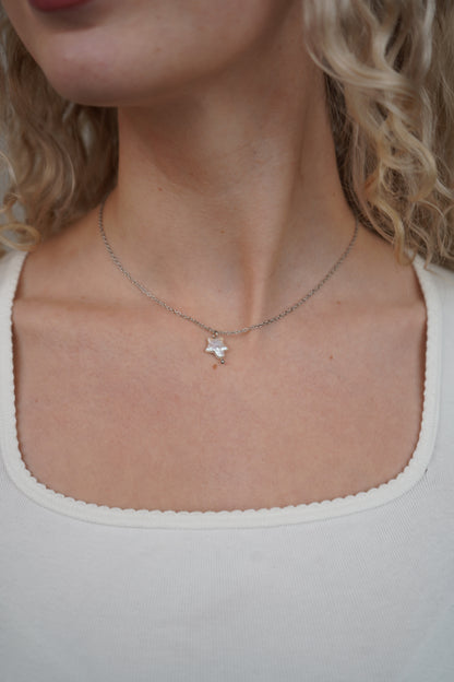 Lyra's Star Necklace In Silver