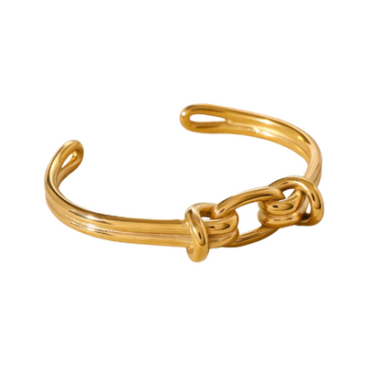 Oriana’s infinity bangle