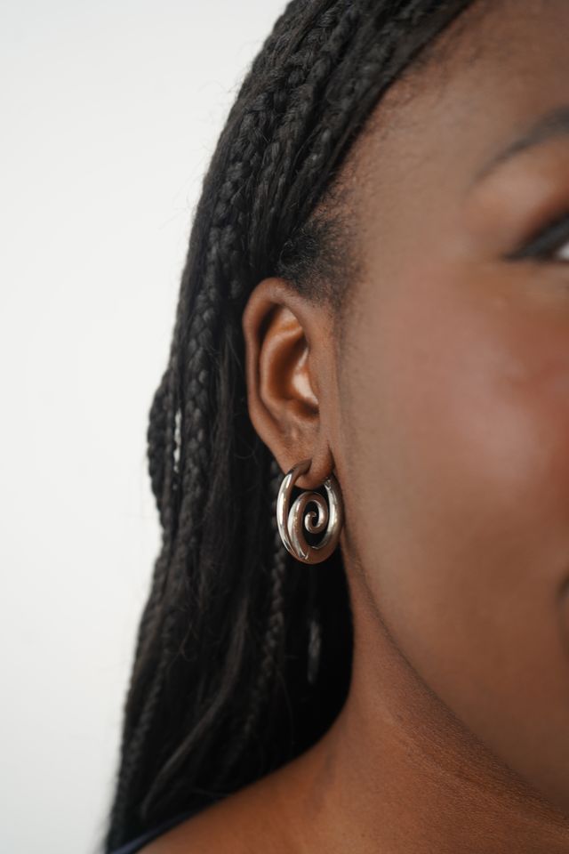 Tilly’s silver swirl earrings