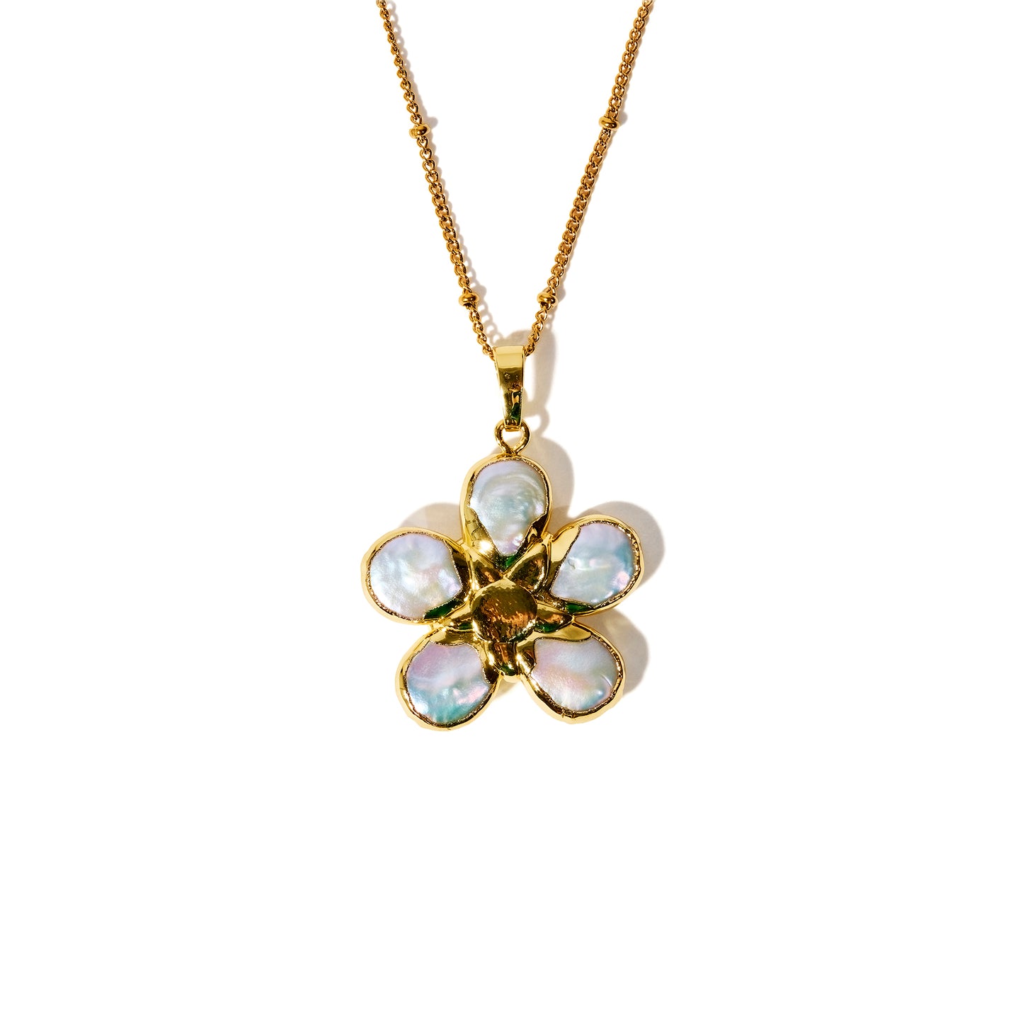 Daisy's Flower Pendant