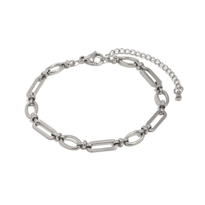 Thin Bracelet chain with wide and round loops in silver